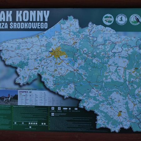Zajazd Zamkowy - Schlossgasthof Кронг Екстериор снимка