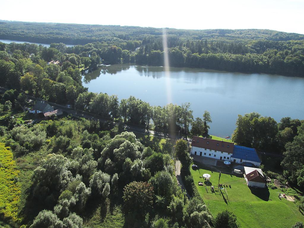 Zajazd Zamkowy - Schlossgasthof Кронг Екстериор снимка