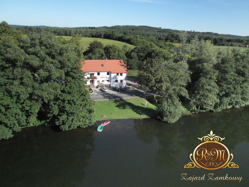 Zajazd Zamkowy - Schlossgasthof Кронг Екстериор снимка