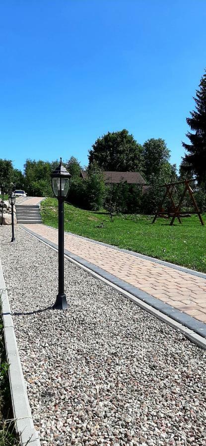 Zajazd Zamkowy - Schlossgasthof Кронг Екстериор снимка